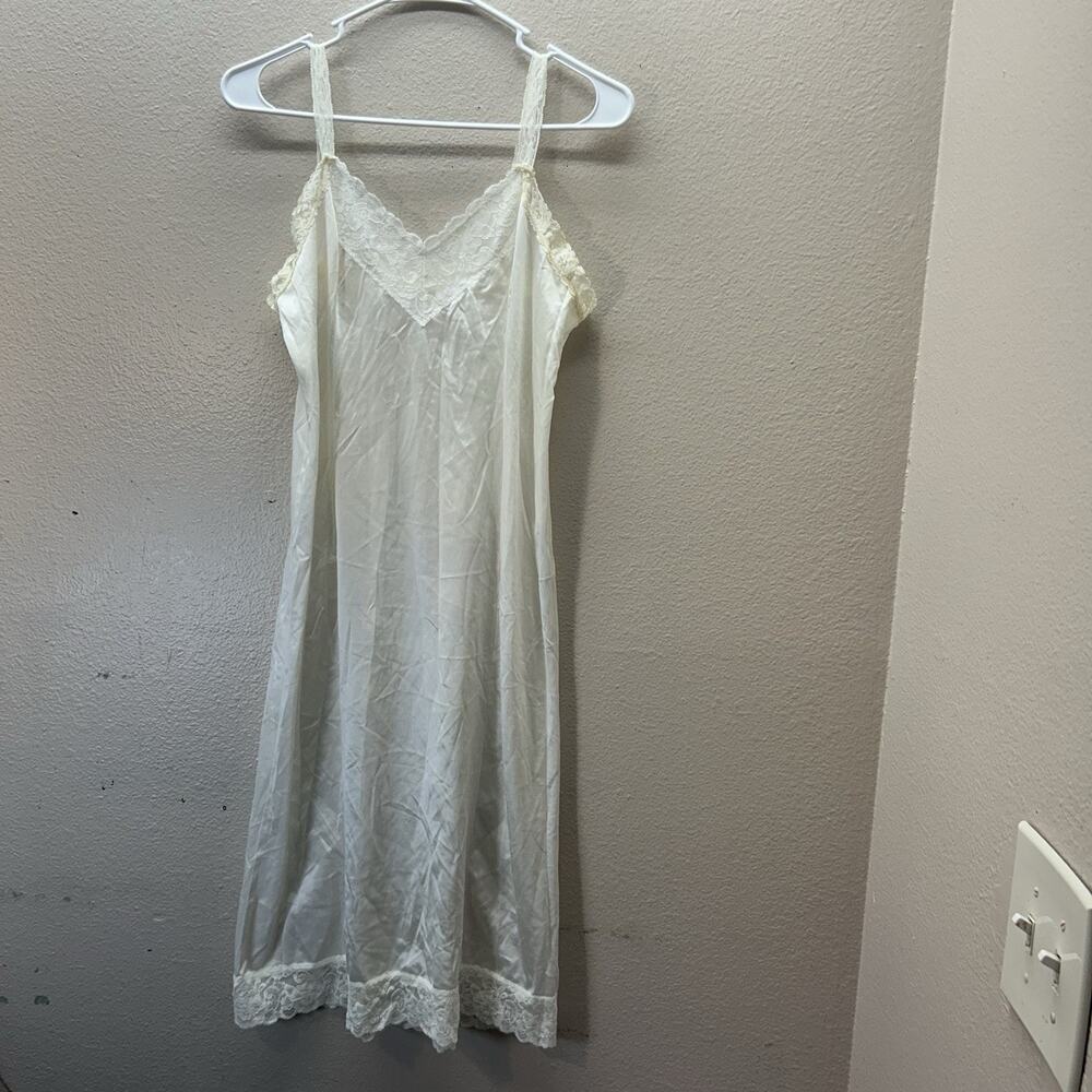 Deena Vintage Slip‎ White Satin Lace Coquette Nightgown Dress Size 34 80s